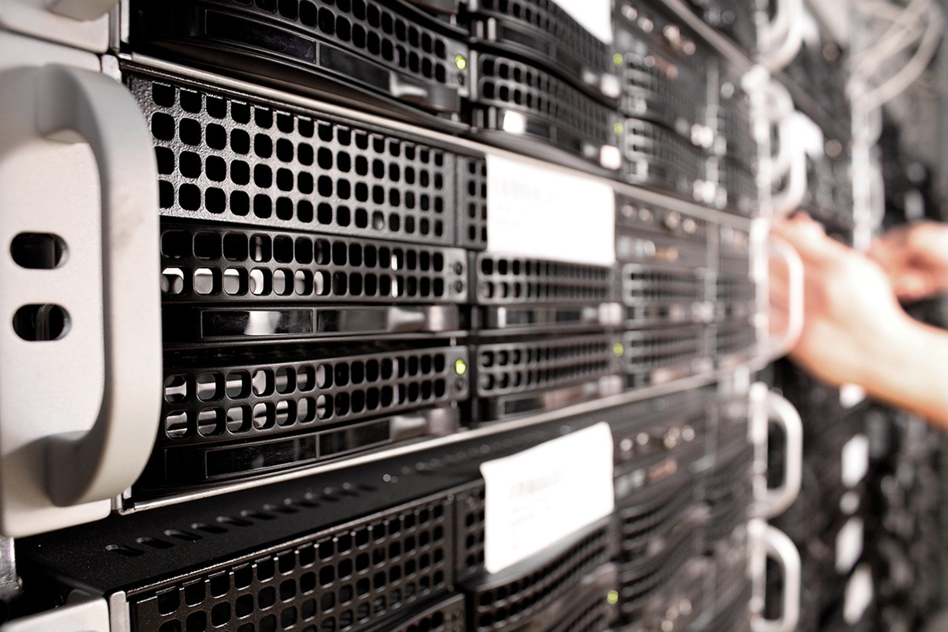 Virtuellen Server weltweit mieten: Vorteile und Nutzung von CDNs